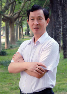 高新彦