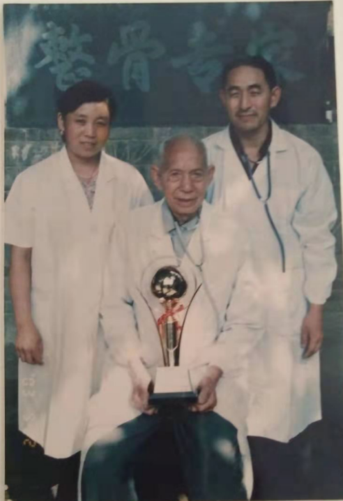 中国好医生——平王中医整骨研究所所长 石再民