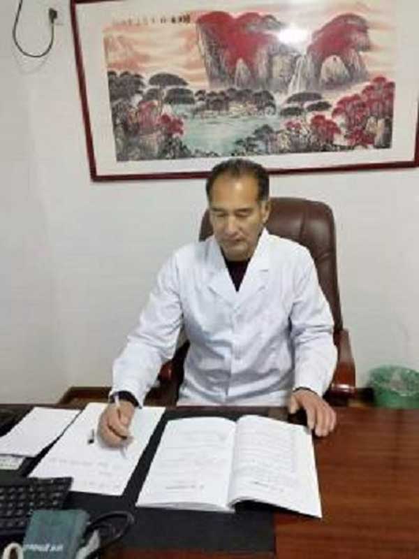 大医精诚  悬壶济世  武汉仁乐中医研究所所长张成富