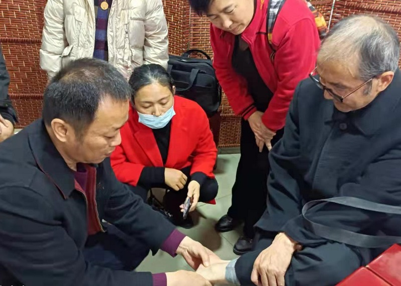 王亚平