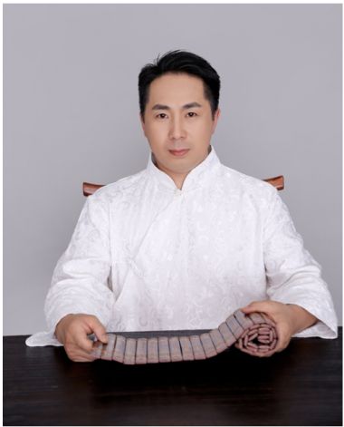 气脉骨雕22代传承人——陈欣(陈樊宇)